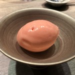 USHIGORO S. - 季節の自家製アイスクリーム ＊あまおうと、とちおとめ