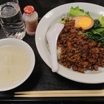 台湾客家料理 新竹 - ルーロー飯¥750-