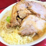 ラーメン二郎 - ラーメン小＋ニンニク