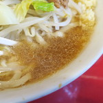 ラーメン二郎 - スープ