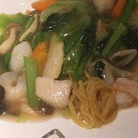 中国料理 大湖苑  - 海鮮餡かけ焼そば (*´ω`*) 麺いい感じに焼けてます