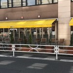 ドトールコーヒーショップ - テラス席があります