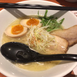 近江熟成醤油ラーメン 十二分屋 - 