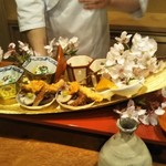 御料理 古川 - でました！名物の八寸です^_^八寸てこんなでかく無いよね？？尺じゃね？？