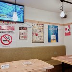 串カツ田中 - 店内！