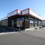 お食事の店ながとも - 結構目立つ建物です。