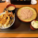 Tendon Tenya - えびえび桜海老天丼 桜満開セット 1080円