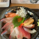 うおたけ鮮魚店やけんど 海鮮どんや - 