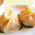 平日限定ランチ土鍋入りふかひれ湯麺セット　２５００円（税込）小籠包のアップ【２０１９年３月】