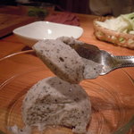 炭火焼肉 筵 - ●ゴマアイスどうぞー