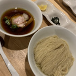 飯田商店 - つけ麺、濃厚昆布鰹出汁かけ1000円