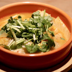 餃子とスパークリング バブルス - パクチー炊き餃子パク増し