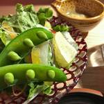 韓国料理・焼肉 金タレ - 季節野菜の酵素サラダ