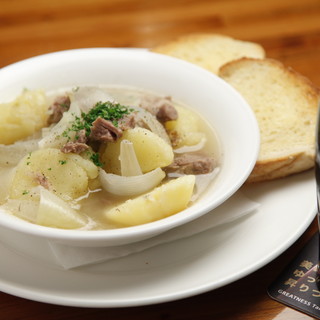 アイリッシュパブ アモンティラード_2