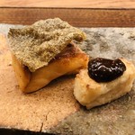 桜鱒　皮揚げ　焼き胡麻豆腐　蕗味噌乗せ