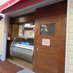 105097070 - お店の外観