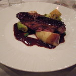 OGINO organic Restaurant - ビュルゴーのシャラン鴨胸肉のロースト　蜂蜜風味　赤ワインソース(3200円)