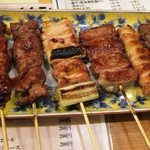 極上焼鳥　極上もつ焼き　雑賀 - 串焼盛り合わせ