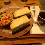 ドリップマニア - エビアボカドサンドサラダセット