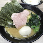 らーめん 武双家 - 料理写真:らーめん ※味玉追加