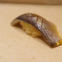 すし岩瀬 - 小鰭