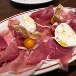 ダ マッサ - 生ハムとモッツァレラチーズ