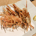 築地 すし好 - シマエビ頭を揚げたもの。ミソが甘くて美味しいです！