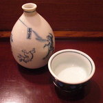 徳うち山 - 鳥獣戯画の酒器。