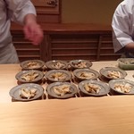 鮨 さかい - つぶ貝が並んでいます