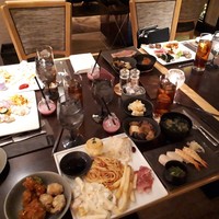 ブッフェアンドカフェ スロープサイドダイナー ザクロ - 