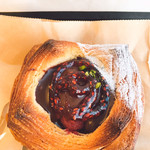 ブーランジェリー スドウ - ショコラフランボワーズのデニッシュ