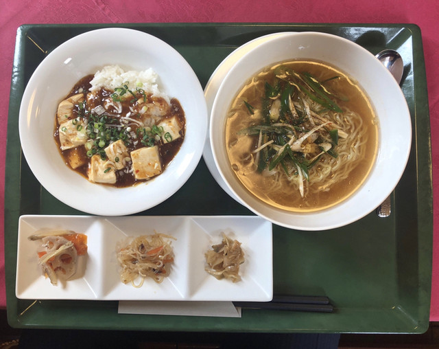 香港ダイニング - 工業高校前（中華料理）の写真