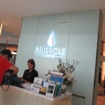 MIRACLE LOUNGE - 受付