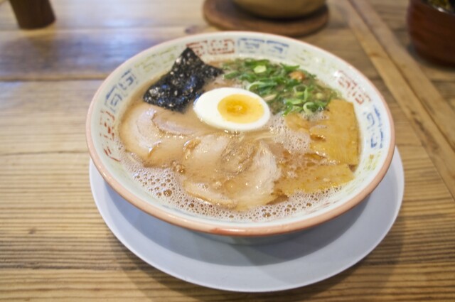 久留米とんこつラーメン 松山分校 衣山/ラーメン [食べログ]