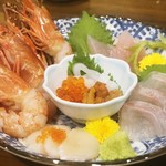 大衆酒場 天ぷら娯楽 - ◆鮮魚刺し身盛り合わせ3種以上(1人前)　390円(税別)×3人前