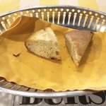 イル・パチョッコーネ・カゼイフィーチョ - ランチは、Copertoではなく、サービスのFocaccia