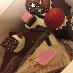 Soreyu - チョコレートケーキ二種とモカケーキ（＾∇＾）