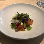 B - ☆前菜【タスマニアサーモンの燻製 サラダ仕立て】