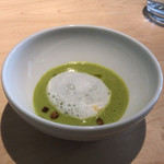 B - スープも手が込んでます。