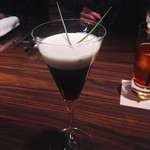 KAZAN - 冷たいコンソメジュレのカクテル