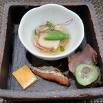 ぼちぼち - つきだし