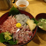 かもめ丸 - ぬまづ丼