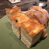 grigio la tavola - 
