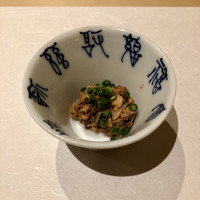 鮨 竜介 - ホタルイカのなめろう