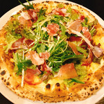Uddo beikazu - 石窯Pizza 生ハムとフレッシュ野菜 @1,800