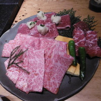 但馬屋イーマ - セットのお肉2人分 但馬屋イーマ - セットのお肉2人分