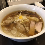 Tsurumen - ワンタン麺（950円）