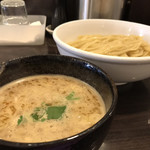 Tsurumen - 白湯つけ麺（900円）