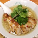 麺屋 六感堂 - 豆便り（焼きそら豆しおらーめん）