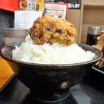 伝説のすた丼屋 - 唐揚げライス（超鬼盛り）980円